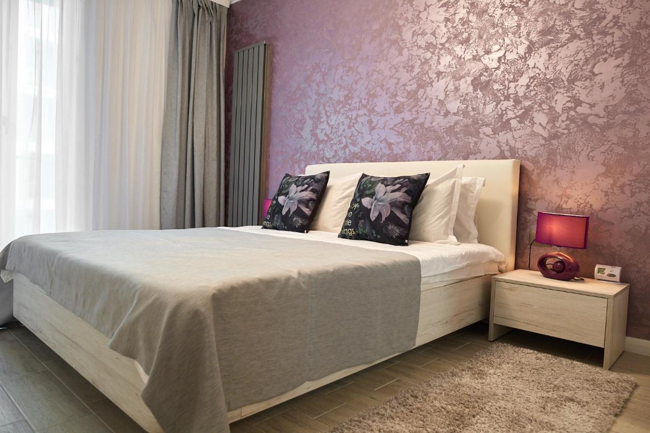 Ambient Holiday Apartment Beach Resort Năvodari Esterno foto